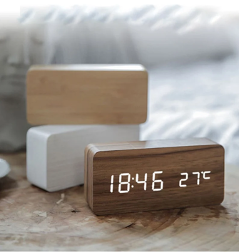 16. Reloj despertador digital de madera-0