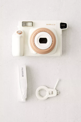 4. Máquina fotográfica instantânea Fujifilm INSTAX Wide 300-1