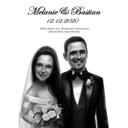 دعوة زفاف للزوجين صورة كرتونية بأسلوب أبيض وأسود من الصور