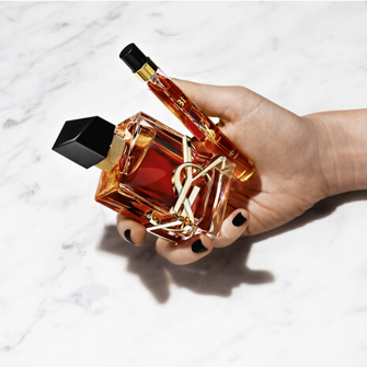 6. Et fremragende valg til den elegante mor, der værdsætter fortryllende dufte - A French Perfume-0