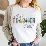 4. T-shirt personnalisé avec le nom de l'enseignant-0