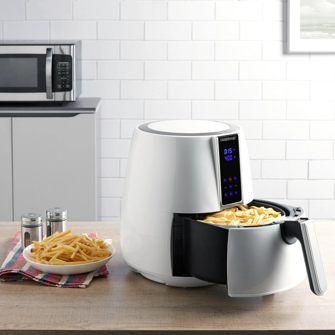 10. Til bedsteforældre med fokus på sundhed: Farberware 3.2 Quart Digital Air Fryer-0