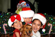 Caricature+de+groupe+de+No%C3%ABl+avec+animal+de+compagnie+en+pulls+de+No%C3%ABl