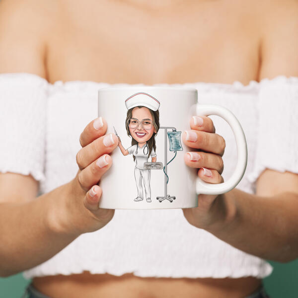 Taza personalizada de caricatura de enfermera