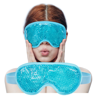 18.  Una opción fantástica para las mamás a las que les gusta relajarse como en un spa: una mascarilla refrescante para los ojos.-0