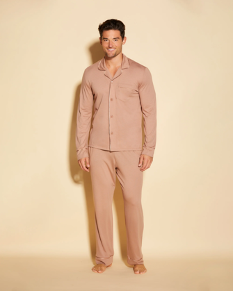 12. Ein Premium-Pyjama-Set-0