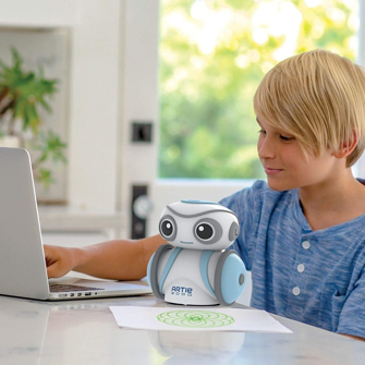 5. Artie 3000: O robô perfeito para os pequenos exploradores do futuro-0