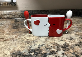 5. Juego de tazas de porcelana Kissing-0